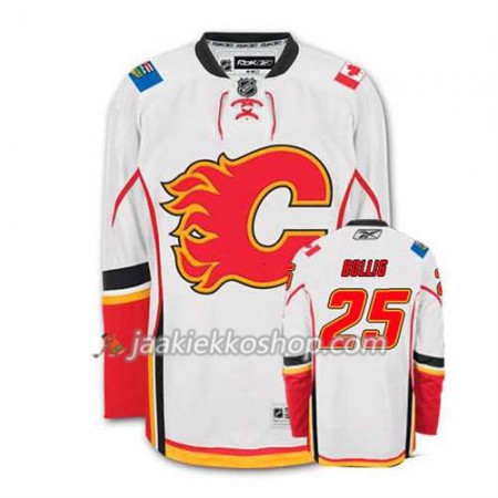 Reebok Miehille NHL Calgary Flames Pelipaita Brandon Bollig #25 Vieras Valkoinen