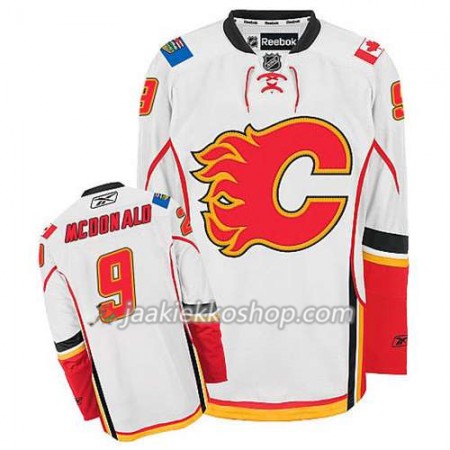 Reebok Miehille NHL Calgary Flames Pelipaita Lanny McDonald #9 Vieras Valkoinen