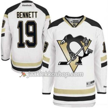 Reebok Miehille NHL Pittsburgh Penguins Pelipaita Beau Bennett 19 Valkoinen 2014 Stadium Series Reebok Miehille NHL Pittsburgh Penguins Pelipaita Beau Bennett 19 Valkoinen 2014 Stadium Series